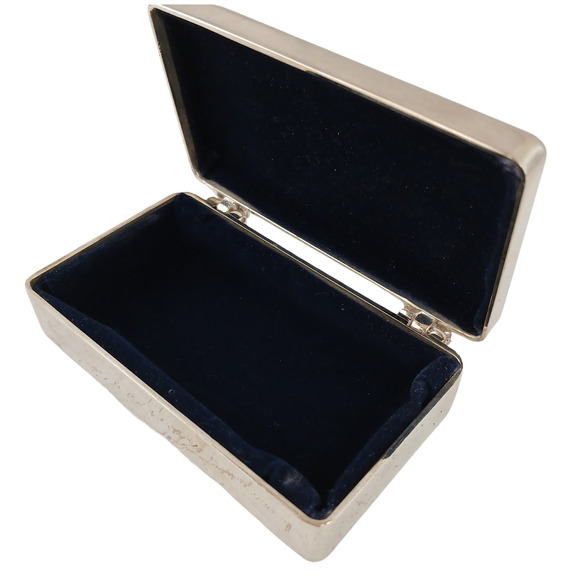 Vintage Silver-Plated Trinket Box Engraved “Gay ~ Love Elizabeth” ~ Beaded Edge - Picture 7 of 12